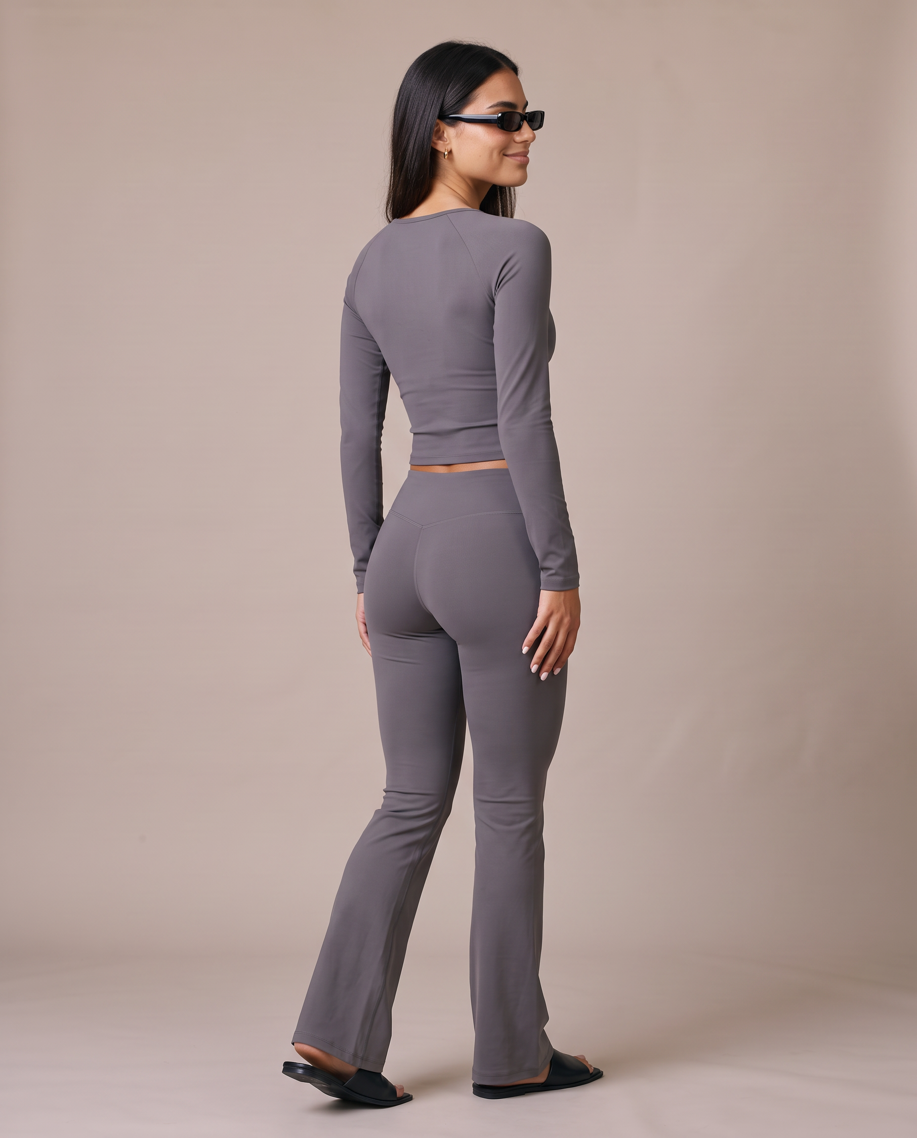 Conjunto Top Cruzado y Pantalon Acampanado color Blue (Top+Pants), vista de espalda