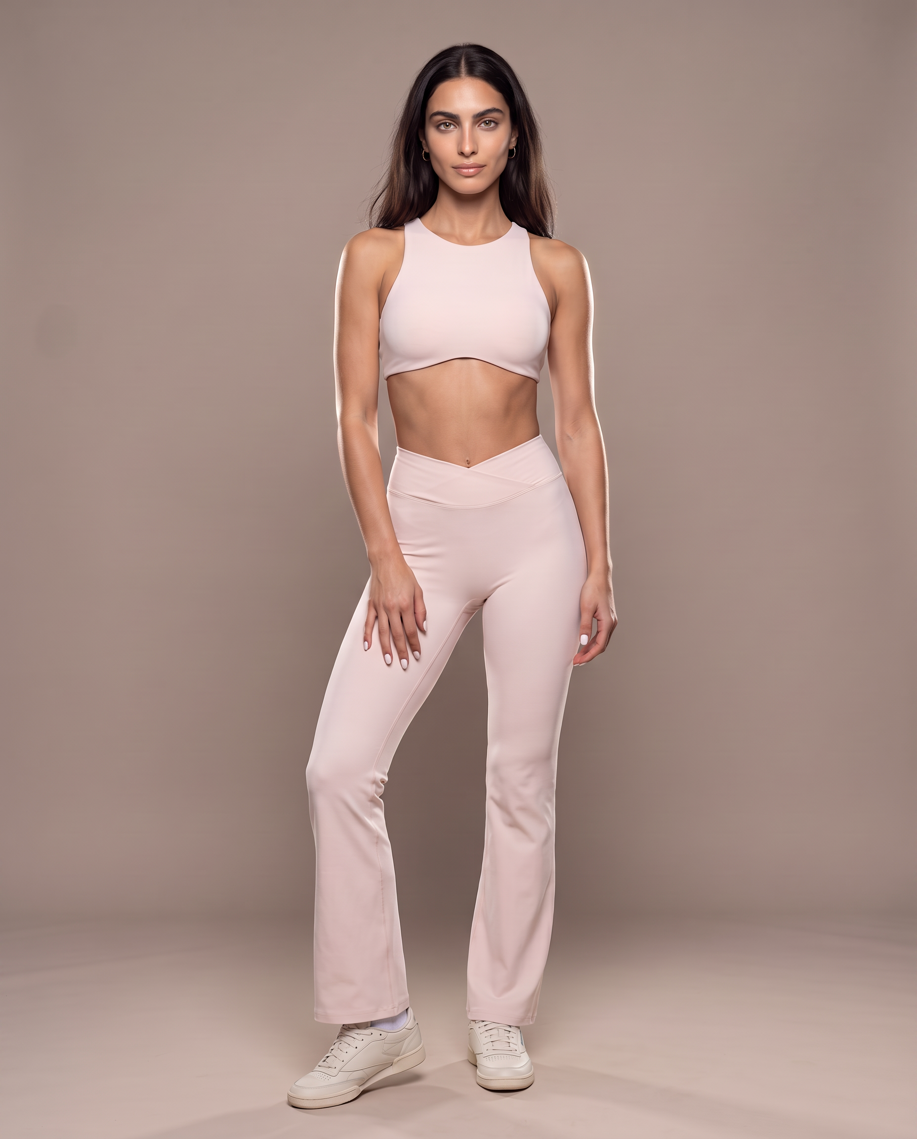 Conjunto Sujetador Espalda Abierta y Pantalon Acampanado color Pink, vista frontal