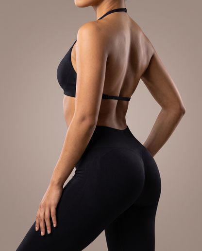 Sujetador halter ORA en negro, vista trasera
